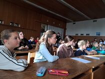 438